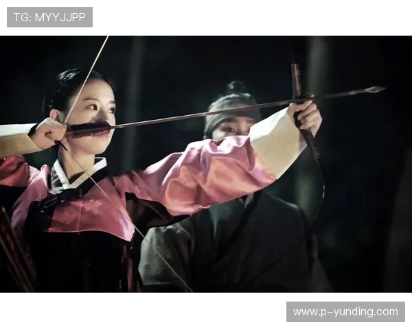 乐园游戏女主播上演惊险弓箭手对决挑战谁能笑到最后